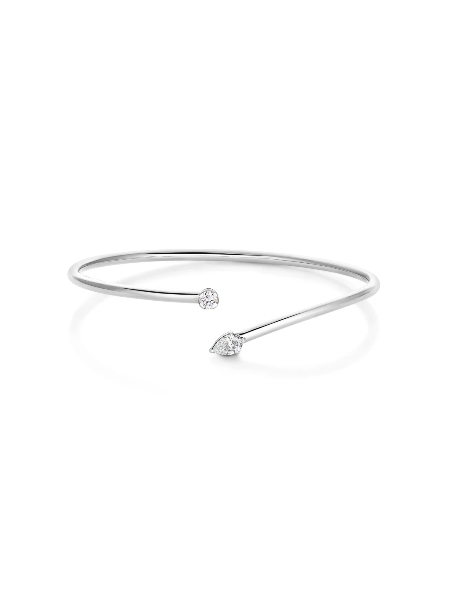 Daily Diamonds Bangle